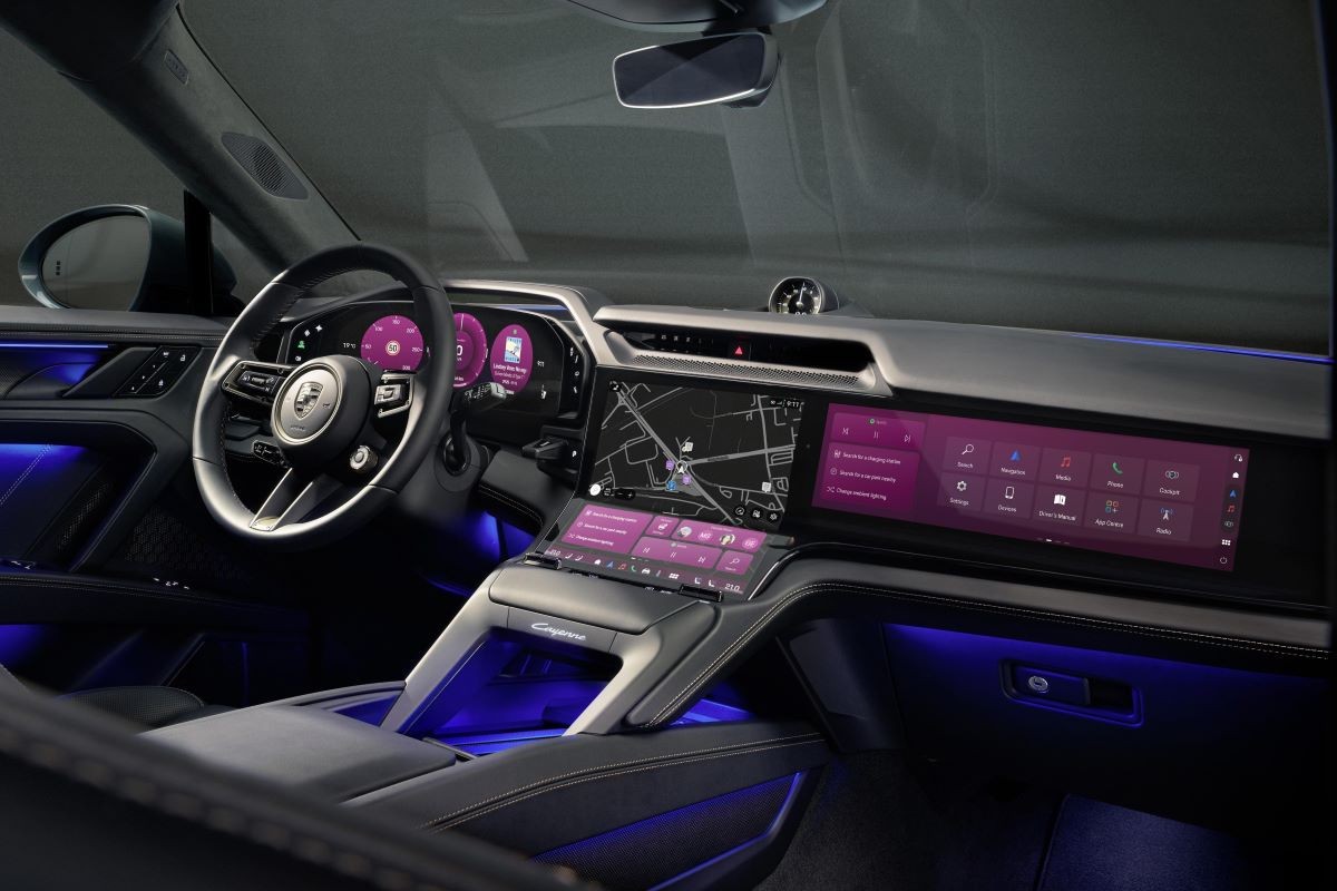 Porsche Cayenne Electric: Første glimt av nytt high-tech interiør
